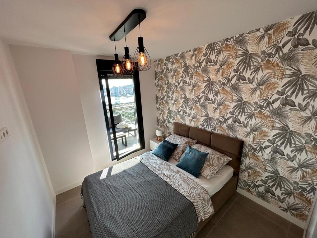 Sunrise Tower Appartement *